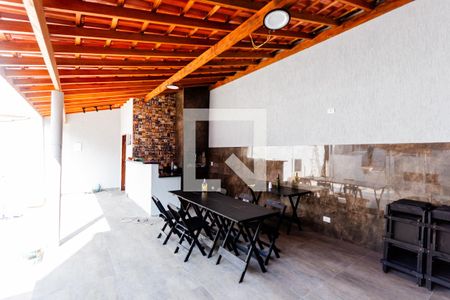 Casa para alugar com 413m², 4 quartos e 8 vagas Casa para alugar com 413m², 4 quartos e 8 vagasQuintal