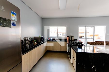 Casa para alugar com 413m², 4 quartos e 8 vagas Casa para alugar com 413m², 4 quartos e 8 vagasCozinha