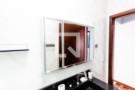 Casa para alugar com 413m², 4 quartos e 8 vagas Casa para alugar com 413m², 4 quartos e 8 vagasBanheiro