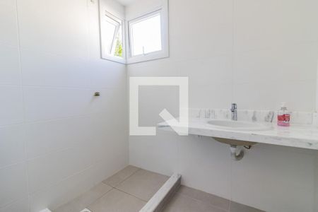 Casa de condomínio à venda com 188m², 3 quartos e 2 vagasBanheiro Social