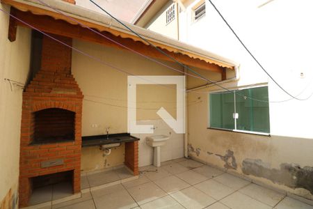 Casa à venda com 110m², 3 quartos e 2 vagasÁrea de Serviço