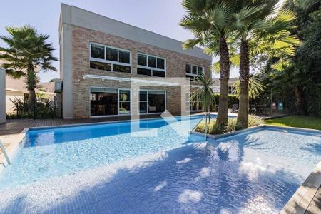 Casa de condomínio à venda com 191m², 4 quartos e 2 vagas Casa de condomínio à venda com 191m², 4 quartos e 2 vagasÁrea comum - Piscina