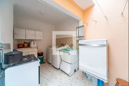 Casa à venda com 135m², 2 quartos e 2 vagas Casa à venda com 135m², 2 quartos e 2 vagasÁrea de Serviço