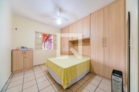 Casa à venda com 135m², 2 quartos e 2 vagas Casa à venda com 135m², 2 quartos e 2 vagasQuarto 1