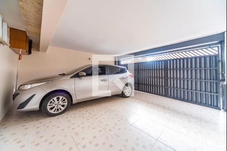 Casa à venda com 135m², 2 quartos e 2 vagas Casa à venda com 135m², 2 quartos e 2 vagasGaragem
