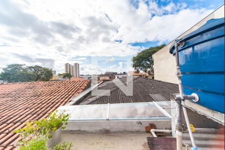 Casa à venda com 135m², 2 quartos e 2 vagas Casa à venda com 135m², 2 quartos e 2 vagasLaje