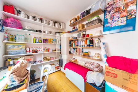 Casa à venda com 135m², 2 quartos e 2 vagas Casa à venda com 135m², 2 quartos e 2 vagasQuarto de Serviço