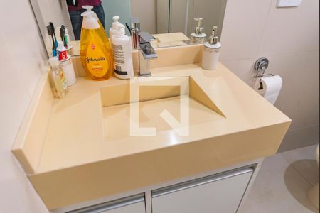 Pia de casa à venda com 2 quartos, 135m² em Vila América, Santo André