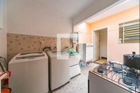 Casa à venda com 135m², 2 quartos e 2 vagas Casa à venda com 135m², 2 quartos e 2 vagasÁrea de Serviço