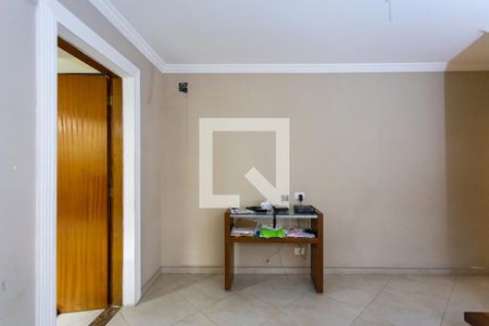 Casa à venda com 206m², 4 quartos e 2 vagas Casa à venda com 206m², 4 quartos e 2 vagasEscritório