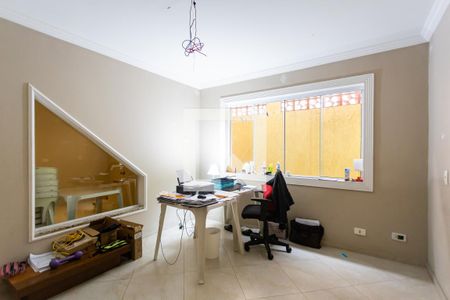 Casa à venda com 206m², 4 quartos e 2 vagas Casa à venda com 206m², 4 quartos e 2 vagasEscritório
