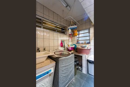 Casa à venda com 206m², 4 quartos e 2 vagas Casa à venda com 206m², 4 quartos e 2 vagasLavanderia
