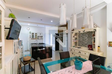 Casa à venda com 274m², 4 quartos e 1 vagaCozinha