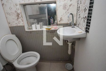 Casa à venda com 125m², 3 quartos e 2 vagas Casa à venda com 125m², 3 quartos e 2 vagasLavabo