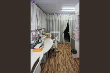 Casa à venda com 125m², 3 quartos e 2 vagas Casa à venda com 125m², 3 quartos e 2 vagasQuarto 3