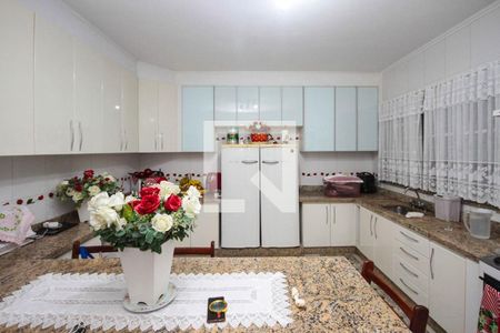 Casa à venda com 125m², 3 quartos e 2 vagas Casa à venda com 125m², 3 quartos e 2 vagasCozinha