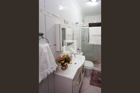 Casa à venda com 125m², 3 quartos e 2 vagas Casa à venda com 125m², 3 quartos e 2 vagasBanheiro do Quarto 1