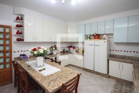 Casa à venda com 125m², 3 quartos e 2 vagas Casa à venda com 125m², 3 quartos e 2 vagasCozinha