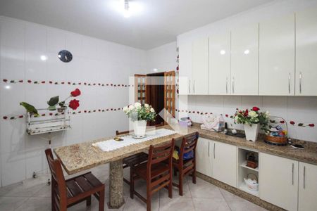 Casa à venda com 125m², 3 quartos e 2 vagas Casa à venda com 125m², 3 quartos e 2 vagasCozinha