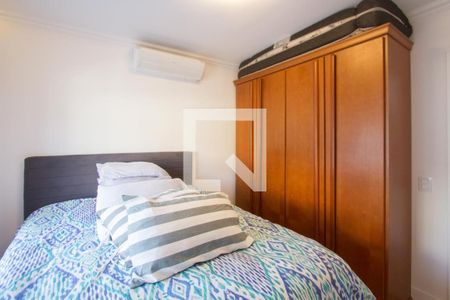 Casa à venda com 200m², 2 quartos e 2 vagasQuarto