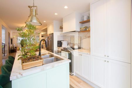 Casa à venda com 200m², 2 quartos e 2 vagasCozinha