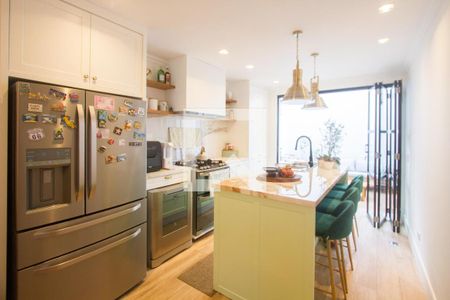 Casa à venda com 200m², 2 quartos e 2 vagasCozinha