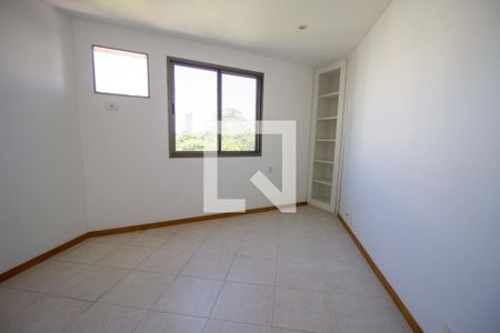 Apartamento à venda com 182m², 4 quartos e 3 vagas Apartamento à venda com 182m², 4 quartos e 3 vagasQuarto