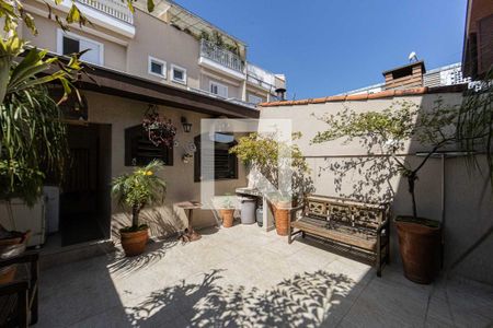 Casa à venda com 265m², 3 quartos e 2 vagas Casa à venda com 265m², 3 quartos e 2 vagasÁrea Externa