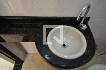 Lavabo de casa à venda com 2 quartos, 180m² em Vila Invernada, São Paulo