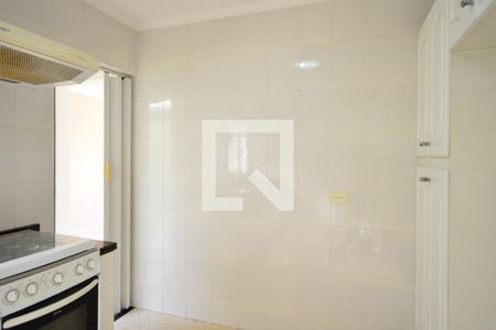 Casa à venda com 180m², 2 quartos e 2 vagasCozinha