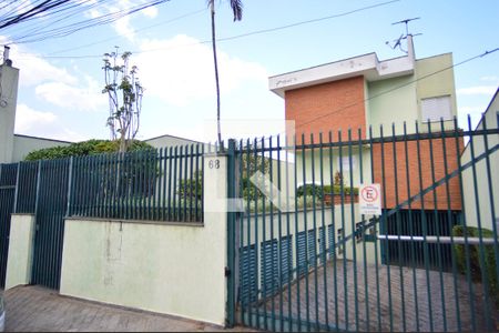 Casa à venda com 180m², 2 quartos e 2 vagasÁrea comum - fachada externa