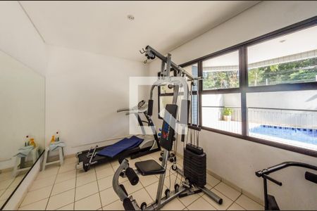 Apartamento à venda com 128m², 4 quartos e 2 vagas Apartamento à venda com 128m², 4 quartos e 2 vagasÁrea comum - Academia