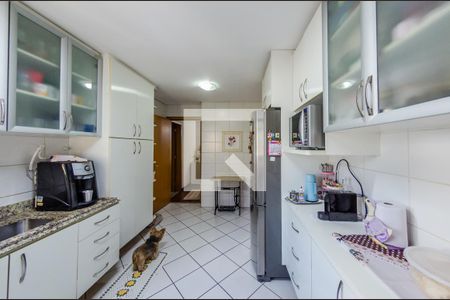 Apartamento à venda com 128m², 4 quartos e 2 vagas Apartamento à venda com 128m², 4 quartos e 2 vagasCozinha
