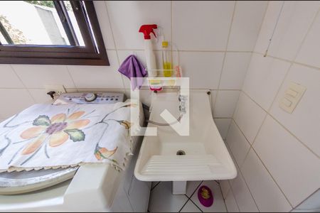 Apartamento à venda com 128m², 4 quartos e 2 vagas Apartamento à venda com 128m², 4 quartos e 2 vagasÁrea de Serviço