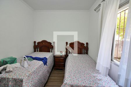 Casa à venda com 379m², 5 quartos e 6 vagasQuarto 2