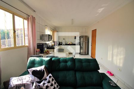 Casa à venda com 379m², 5 quartos e 6 vagasSala/Cozinha casa 2