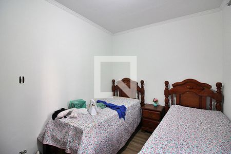 Casa à venda com 379m², 5 quartos e 6 vagasQuarto 2