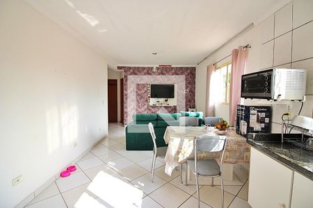 Casa à venda com 379m², 5 quartos e 6 vagasSala/Cozinha casa 2