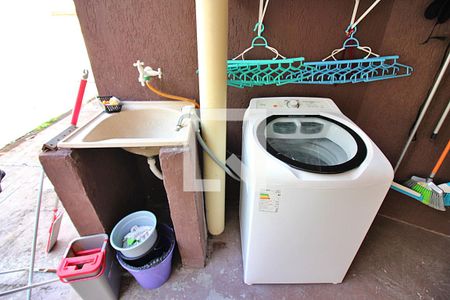 Casa à venda com 379m², 5 quartos e 6 vagasLavanderia Casa 2