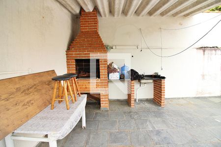 Casa à venda com 379m², 5 quartos e 6 vagasChurrasqueira