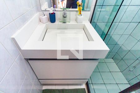 Apartamento à venda com 61m², 2 quartos e 1 vaga Apartamento à venda com 61m², 2 quartos e 1 vagaBanheiro