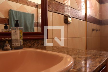 Casa à venda com 350m², 3 quartos e 2 vagasBanheiro