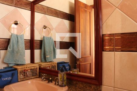 Casa à venda com 350m², 3 quartos e 2 vagasBanheiro