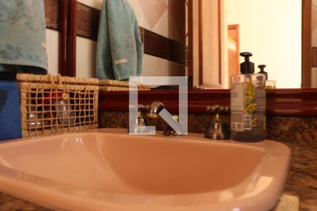 Casa à venda com 350m², 3 quartos e 2 vagasBanheiro