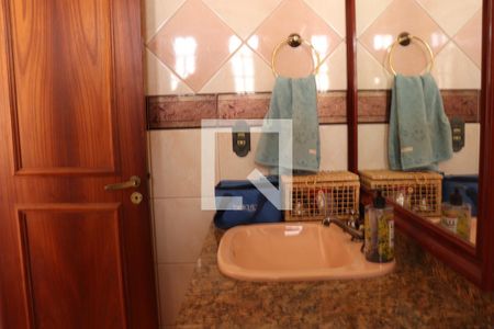 Casa à venda com 350m², 3 quartos e 2 vagasBanheiro