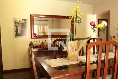 Casa à venda com 350m², 3 quartos e 2 vagasSala