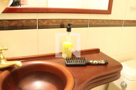 Casa à venda com 350m², 3 quartos e 2 vagasLavabo