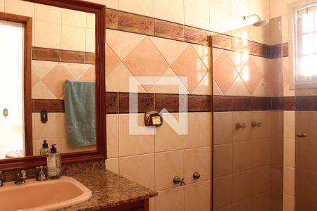 Casa à venda com 350m², 3 quartos e 2 vagasBanheiro