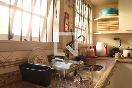 Casa à venda com 350m², 3 quartos e 2 vagasCozinha