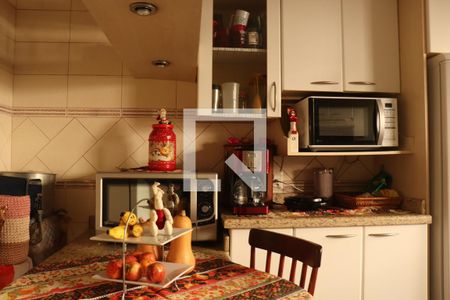 Casa à venda com 350m², 3 quartos e 2 vagasCozinha